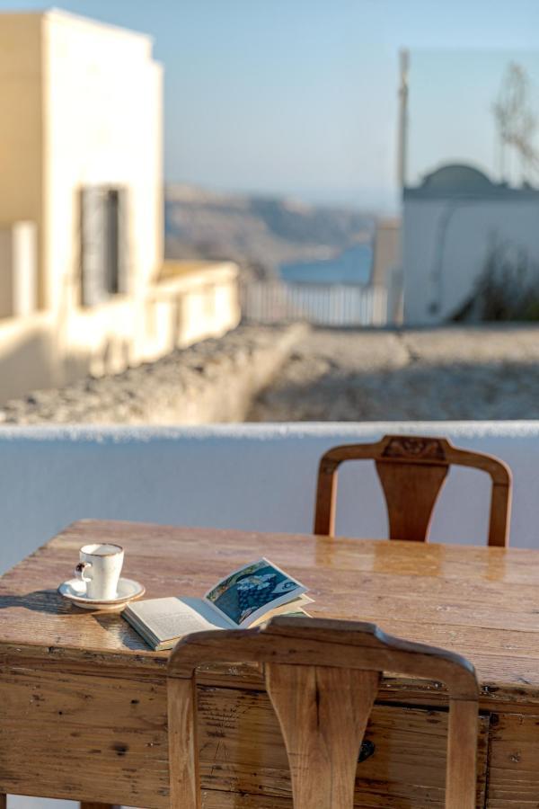 Crown Of Fira Villa ฟิรอสเตฟานี ภายนอก รูปภาพ