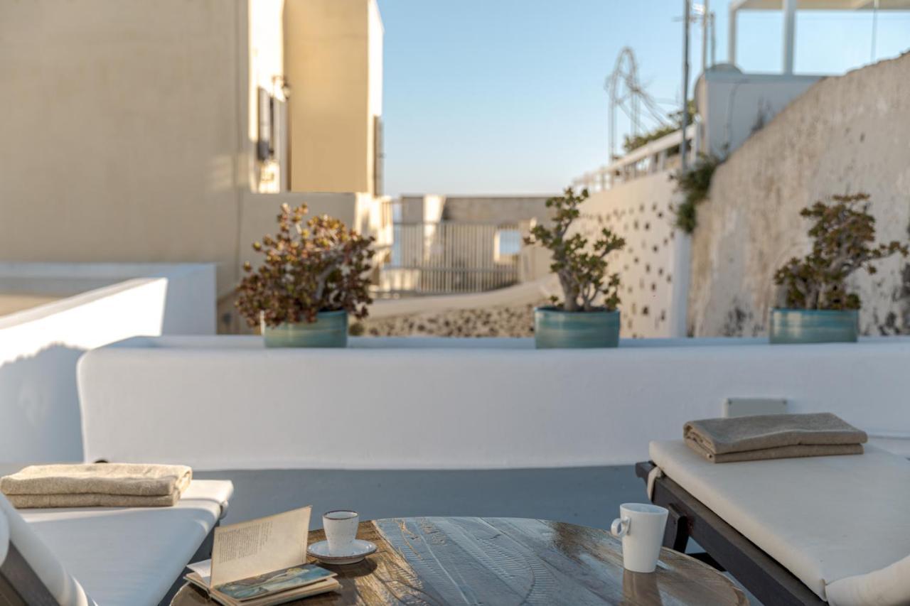 Crown Of Fira Villa ฟิรอสเตฟานี ภายนอก รูปภาพ